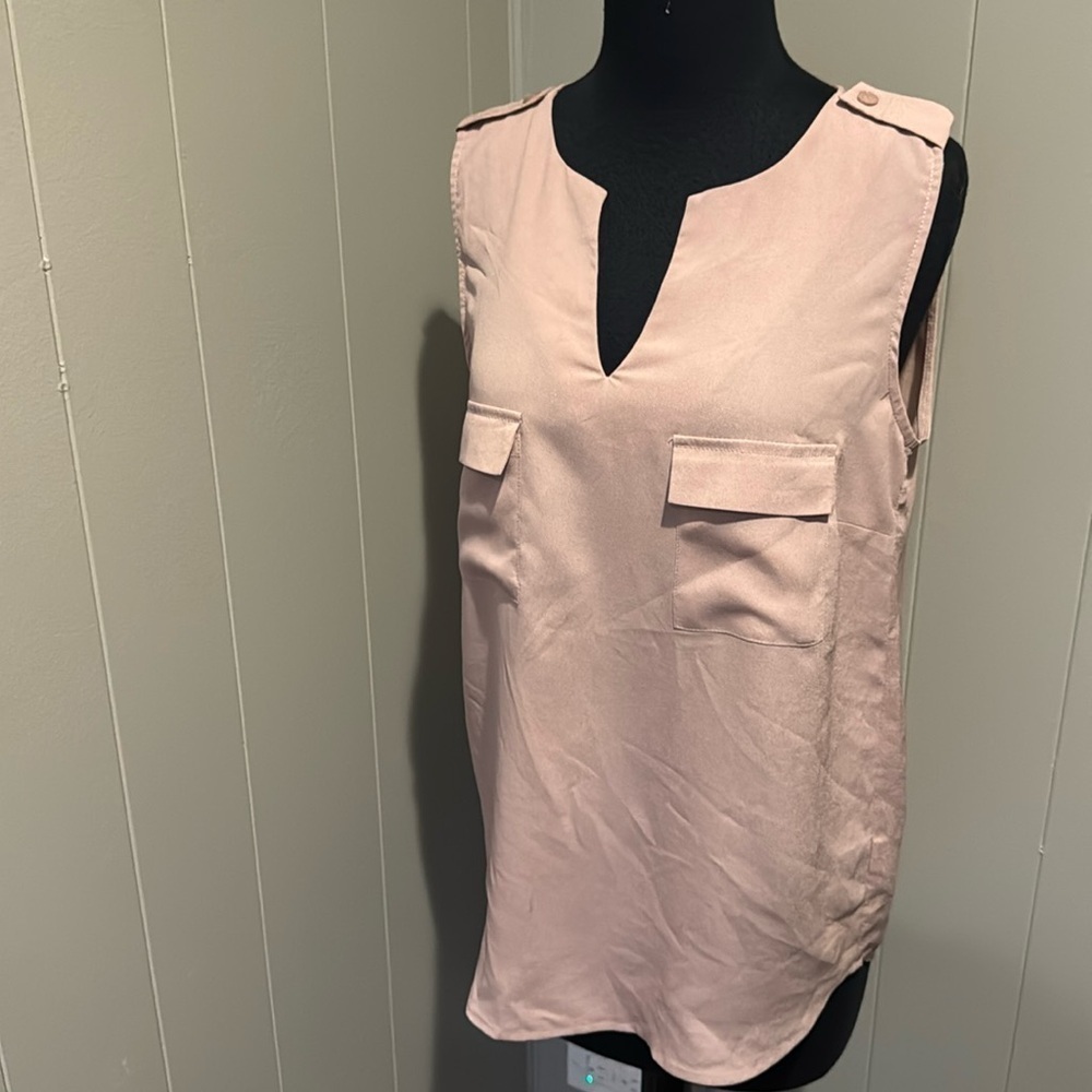 Monteau smoky pink sleeveless button epaulette split neckline top. Medium.